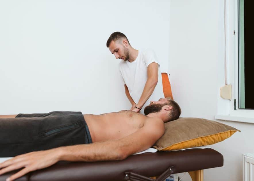 Gay Guide Massage with relaxing massage