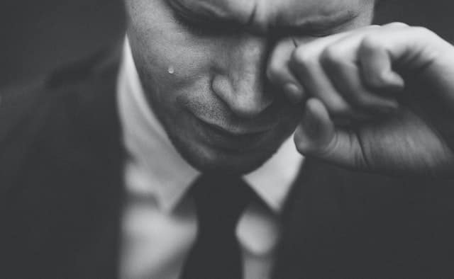 image of man crying, toxic relationships