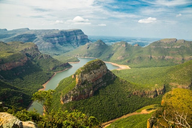 image of south africa mountains and river