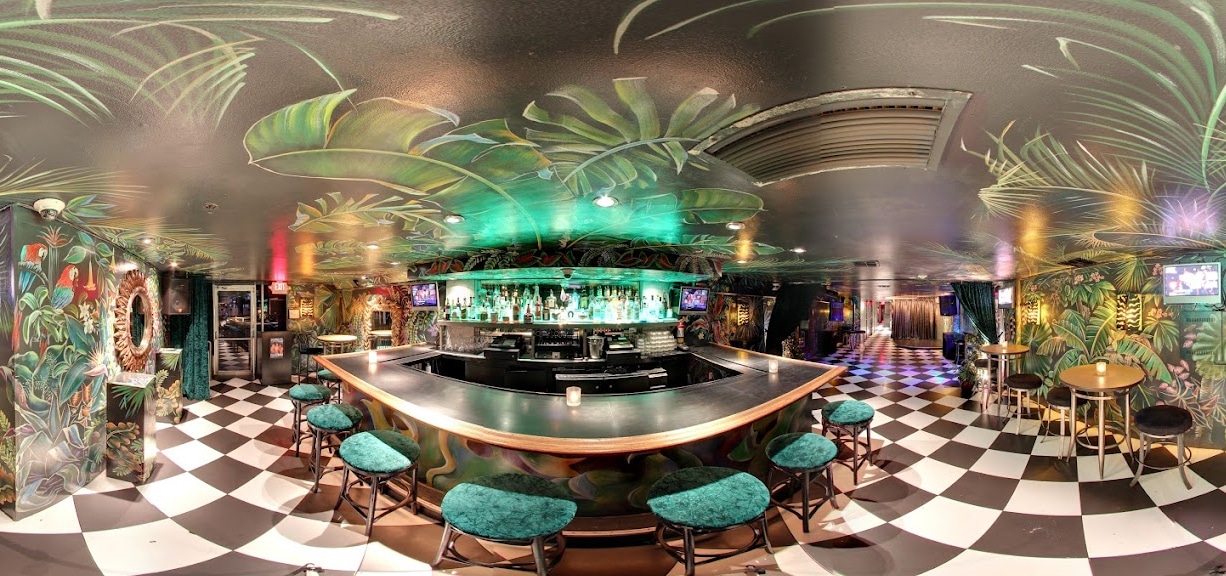 Gay-Friendly Bars and Clubs in Gay Miami