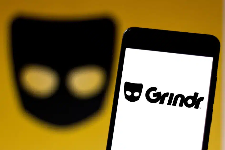 grindr dating gay app