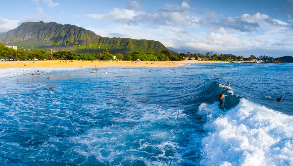 Surfing Gay Hawaii Guide