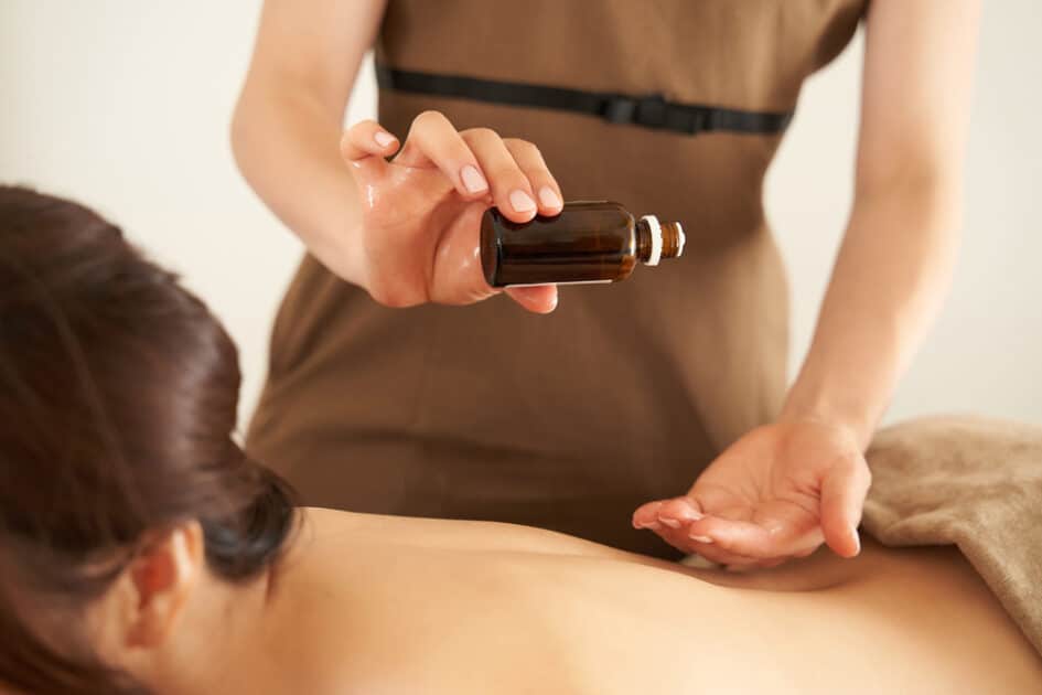 The healing power of Aromatherapy Massage