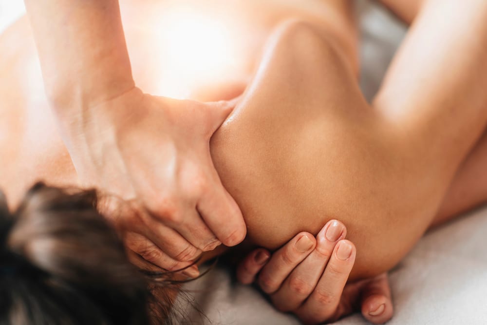 Healing Harmony: Unlocking the Health Benefits of Lomi Lomi Massage, by  Blyssemassage
