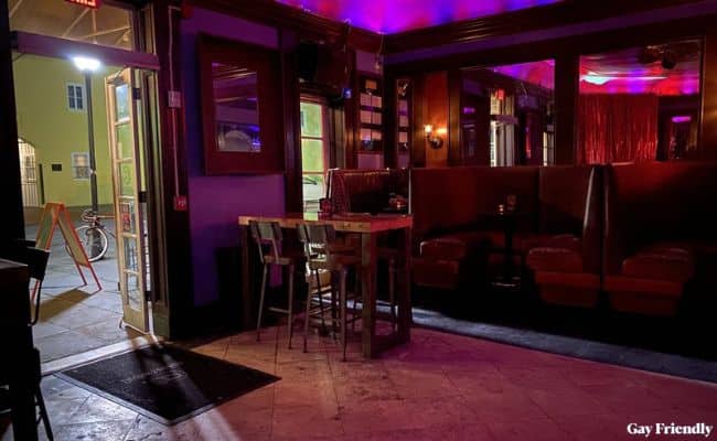 Gay-Friendly Bars and Clubs in Charleston